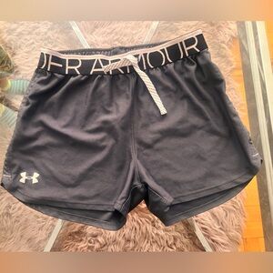Under Armour short sport